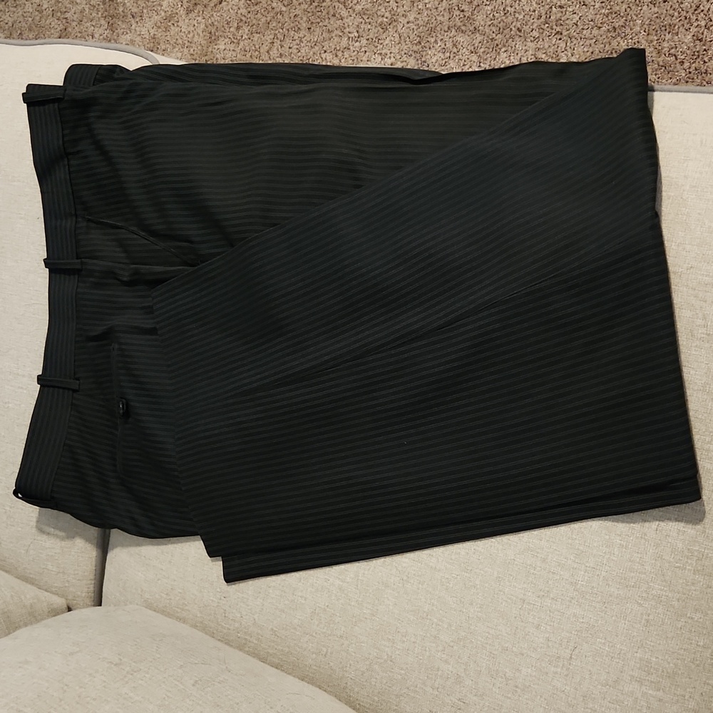 Perry Ellis mens Black pinstripe dress pants